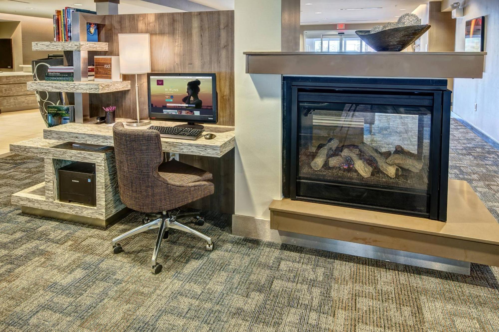 Residence Inn By Marriott Blacksburg-University Екстериор снимка