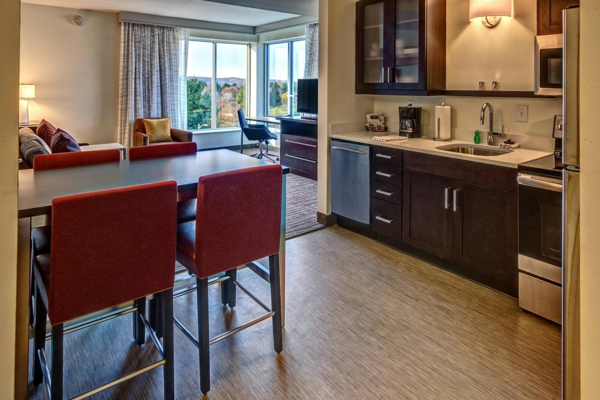 Residence Inn By Marriott Blacksburg-University Екстериор снимка
